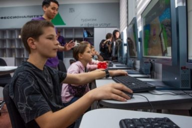Инвестиция в будущее: в школах Хабаровска открыли ИТ-группы для учеников от 7 лет Пресс-служба администрации Хабаровска
